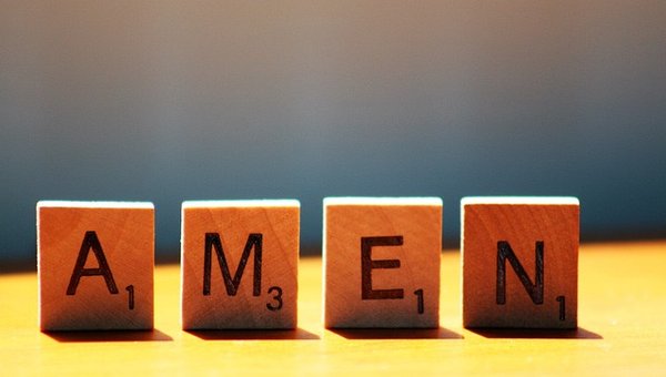 Que veut dire amen ? plongée dans sa signification profonde.